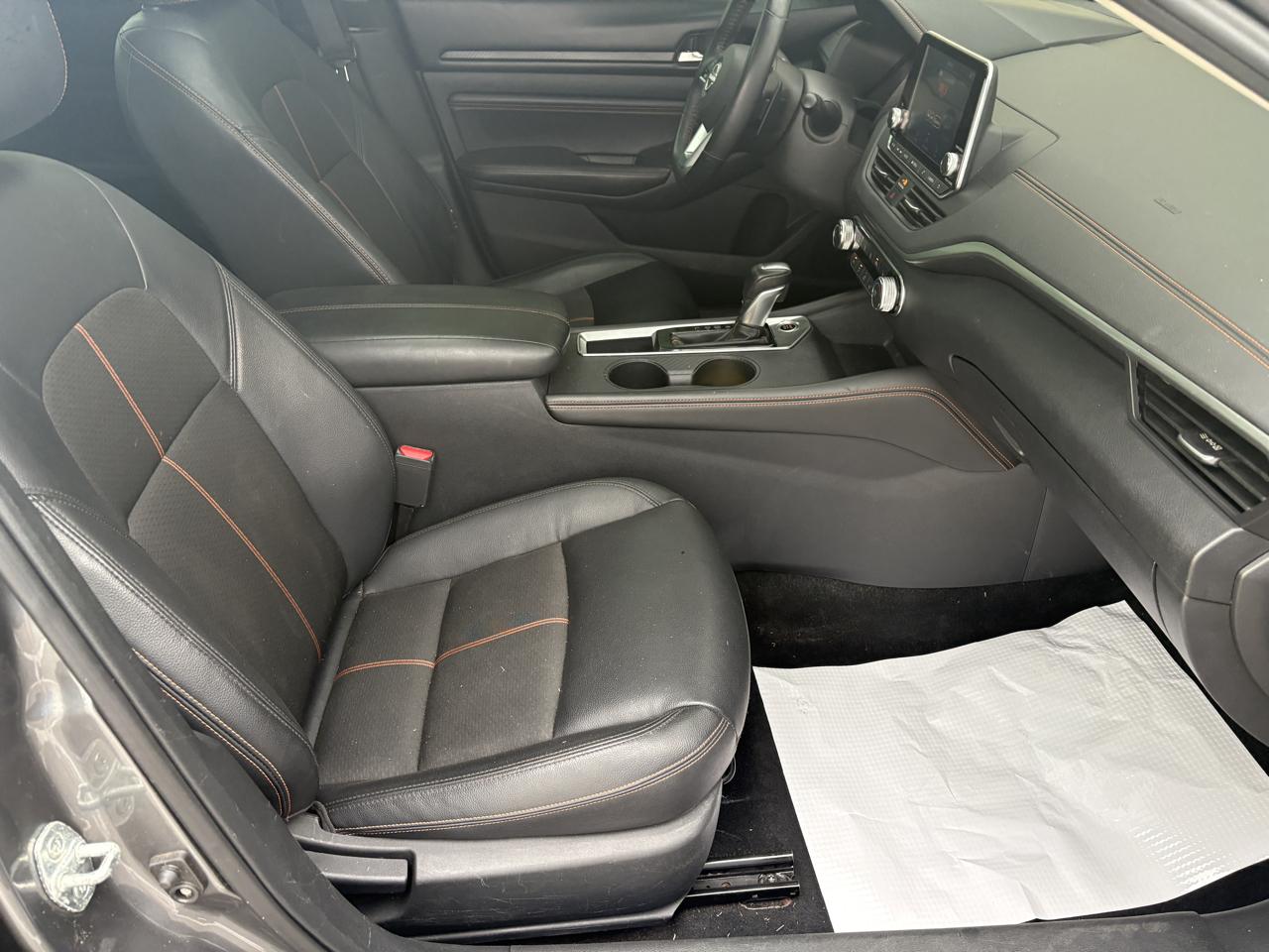 Nissan Altima 2.5 SR Sedan 2019