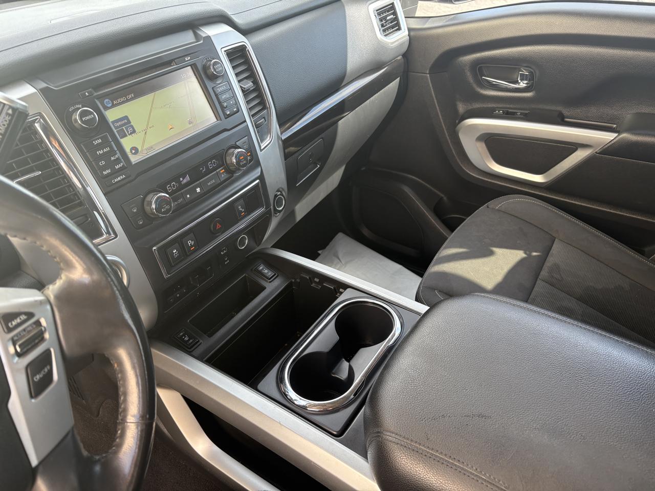 Nissan Titan XD 4x2 Gas Crew Cab SV 2017