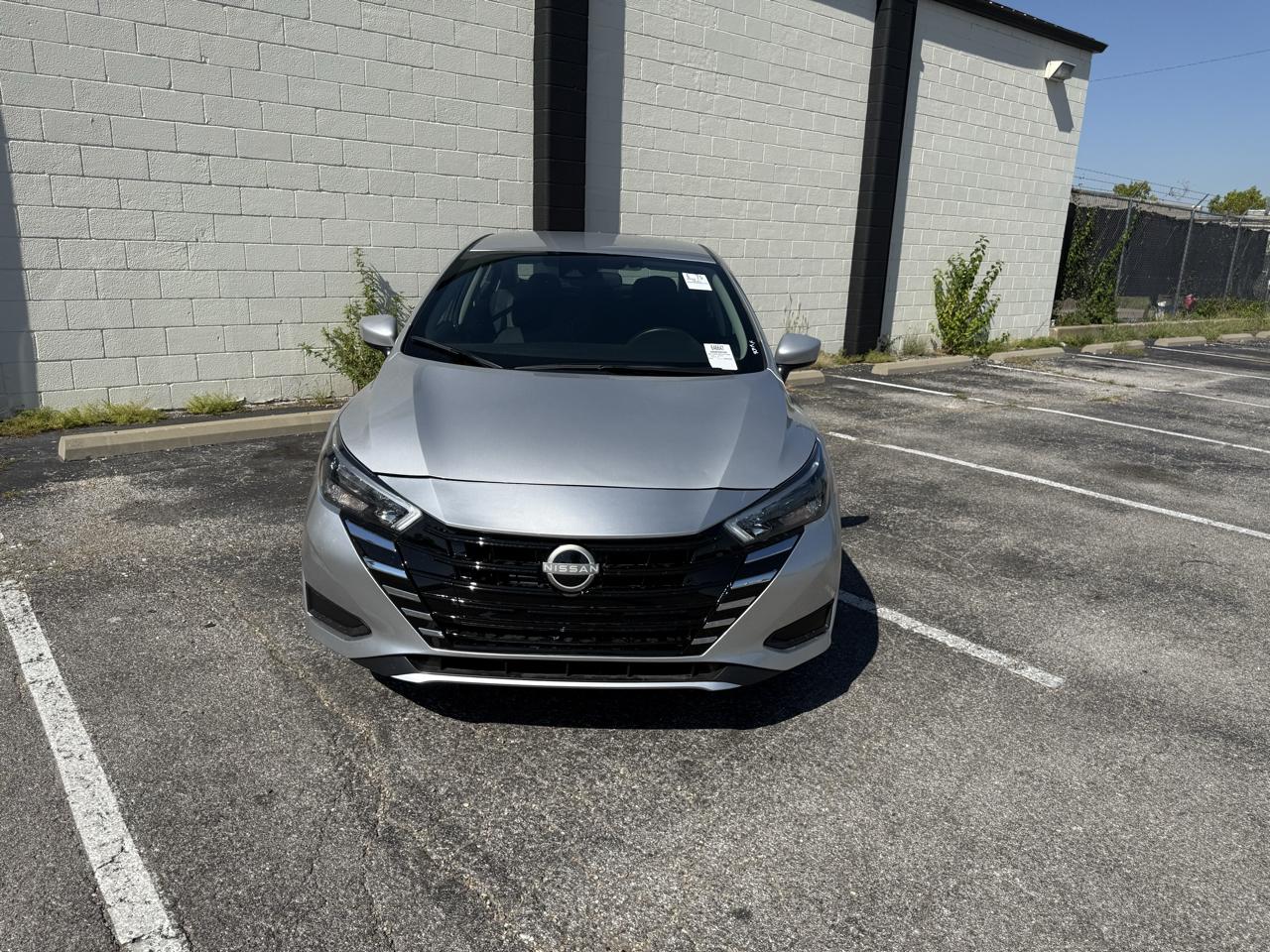 Nissan Versa SV CVT 2025