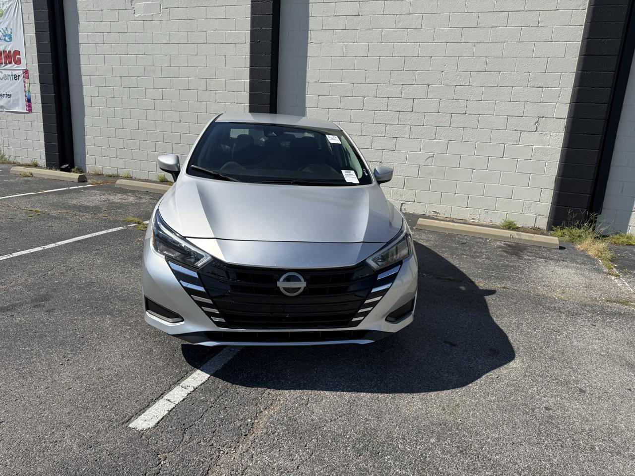 Nissan Versa SV CVT 2025