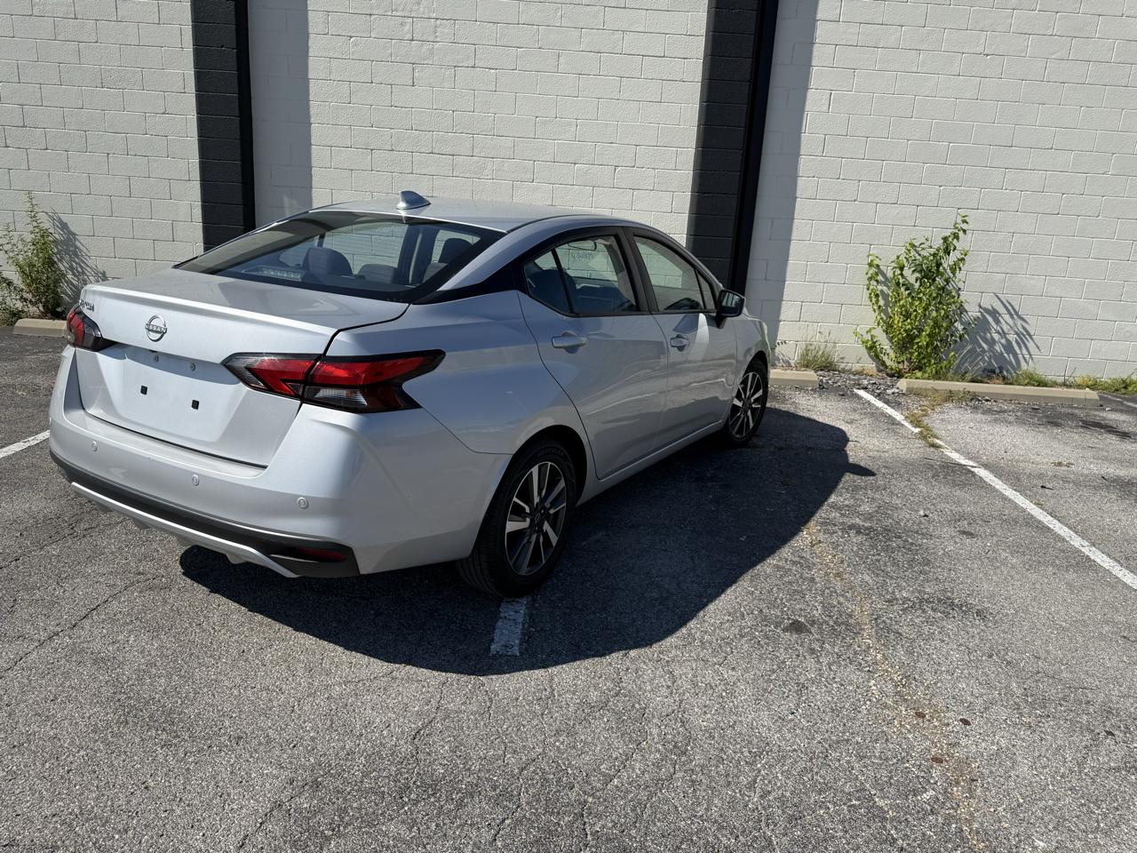Nissan Versa SV CVT 2025