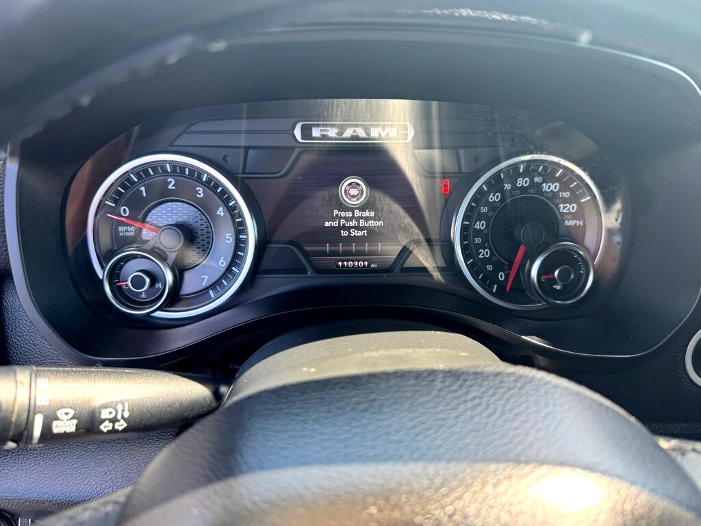 RAM 1500 Big Horn Crew Cab SWB 4WD 2019