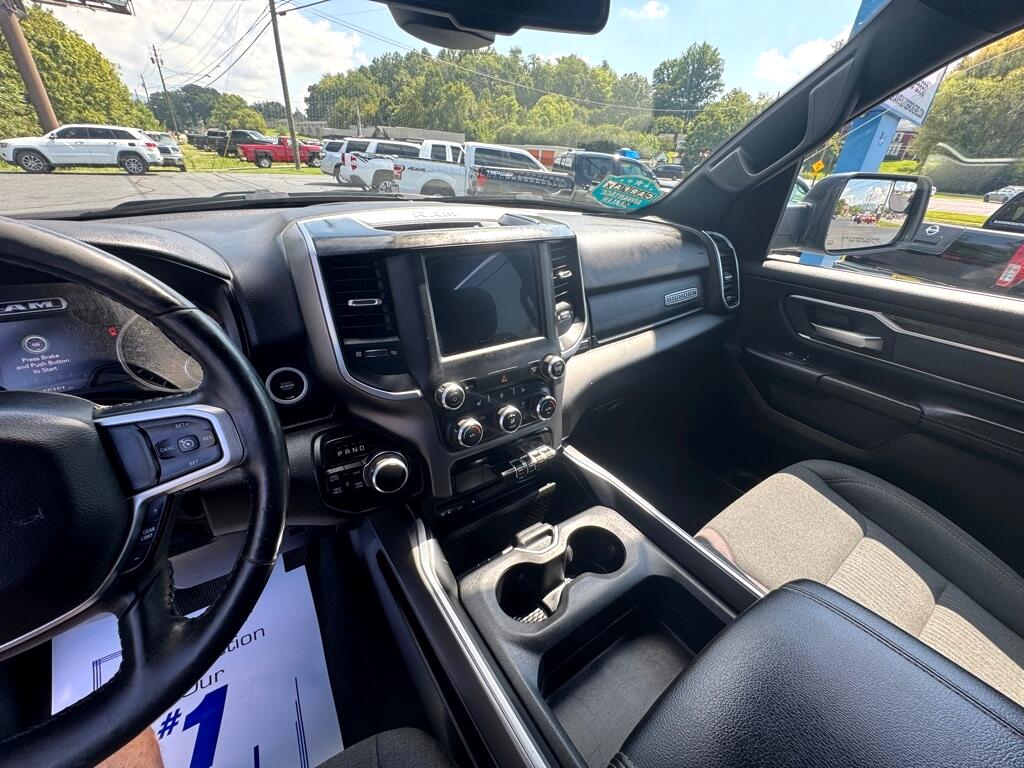 RAM 1500 Big Horn Crew Cab SWB 4WD 2019