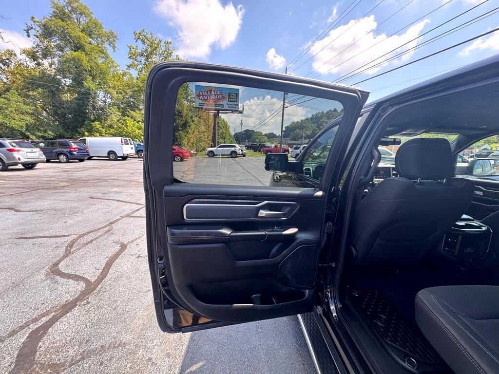 RAM 1500 Big Horn Crew Cab SWB 4WD 2019