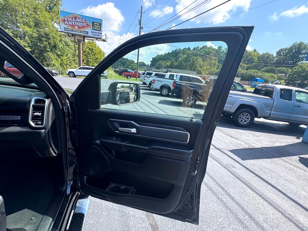RAM 1500 Big Horn Crew Cab SWB 4WD 2019