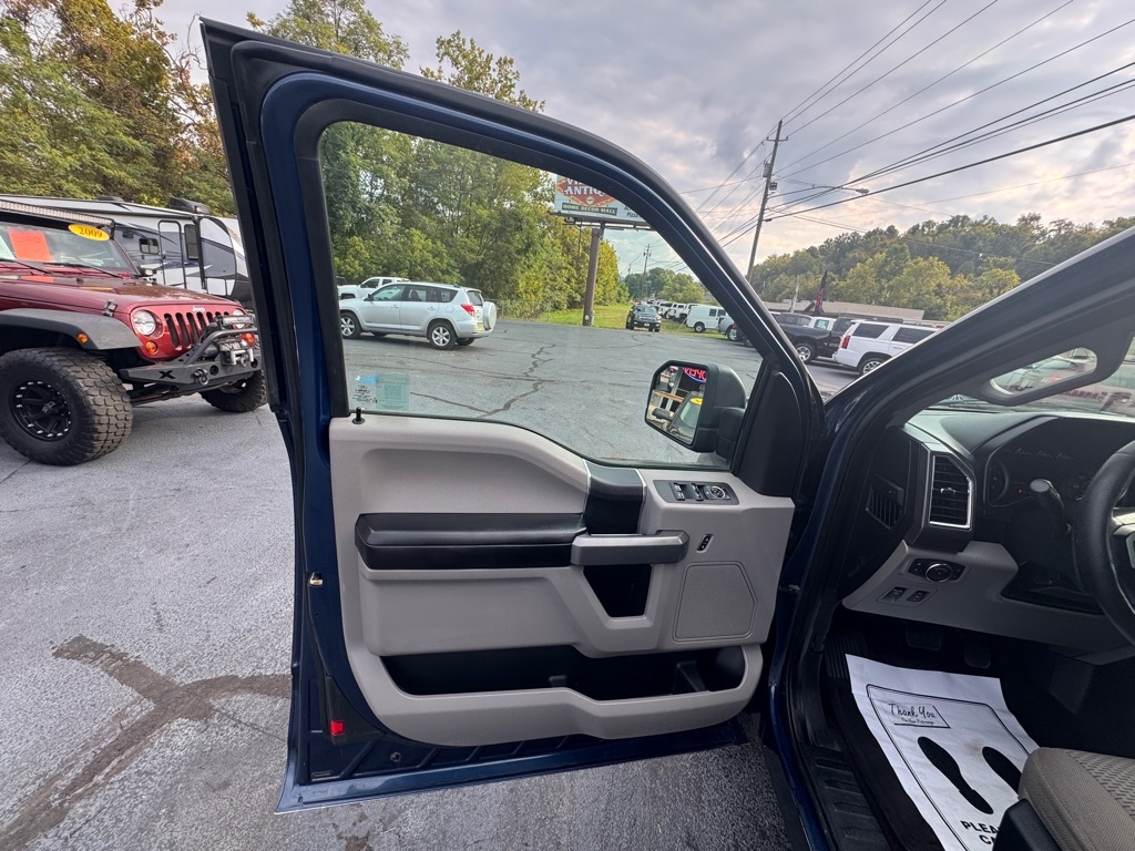 Ford F-150 XLT SuperCab 8-ft. Bed 4WD 2015