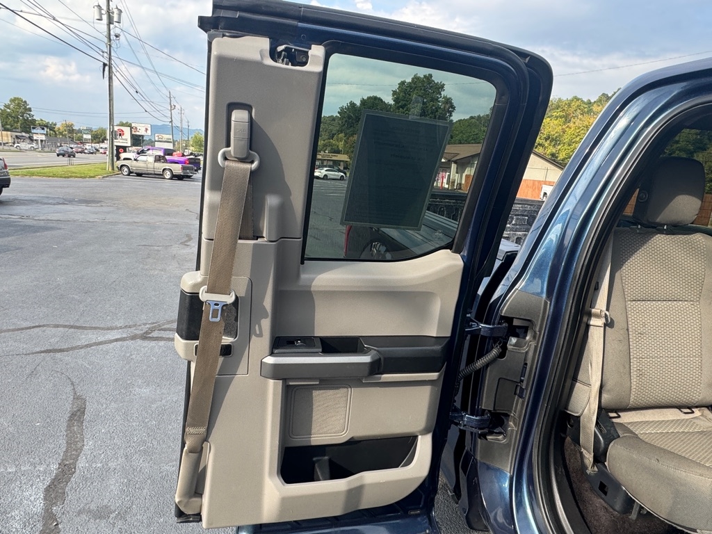 Ford F-150 XLT SuperCab 8-ft. Bed 4WD 2015