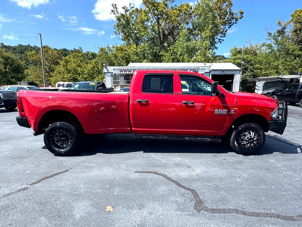 RAM 3500 Tradesman Crew Cab 4WD DRW 2016