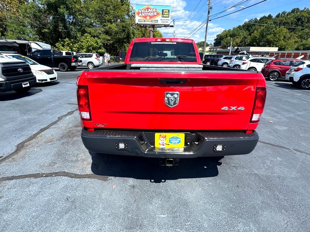 RAM 3500 Tradesman Crew Cab 4WD DRW 2016