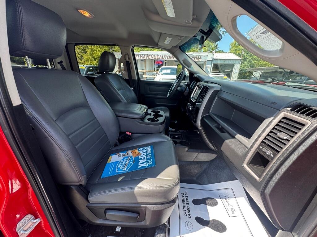 RAM 3500 Tradesman Crew Cab 4WD DRW 2016