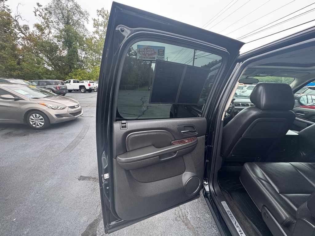 GMC Sierra 1500 Denali Crew Cab 4WD 2011