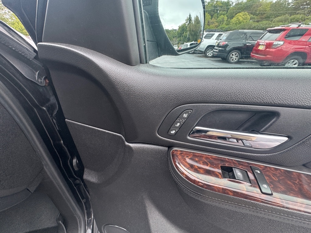 GMC Sierra 1500 Denali Crew Cab 4WD 2011