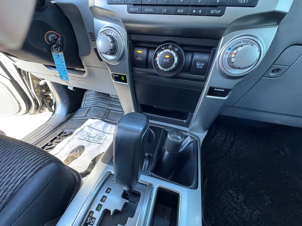 Toyota 4Runner SR5 4WD 2011