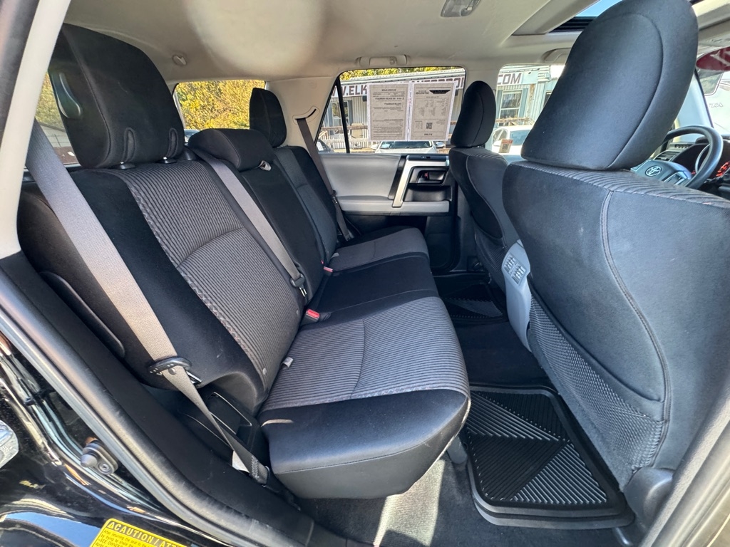 Toyota 4Runner SR5 4WD 2011