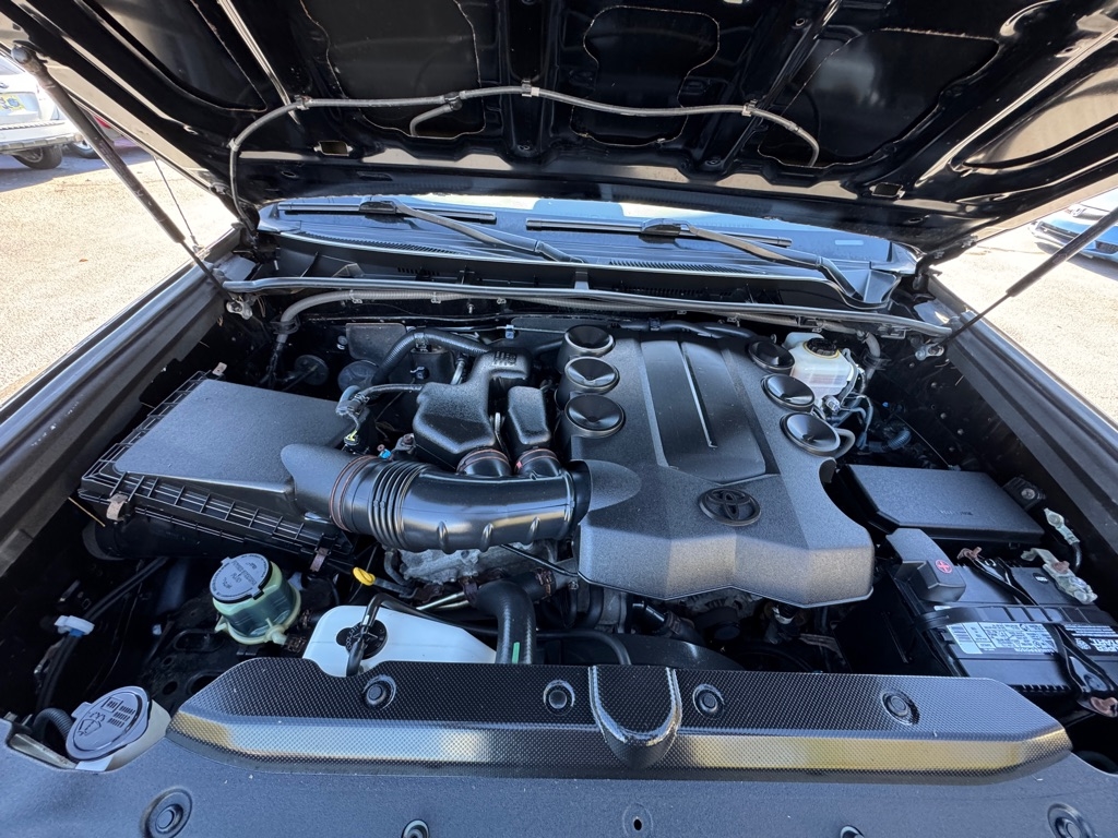 Toyota 4Runner SR5 4WD 2011