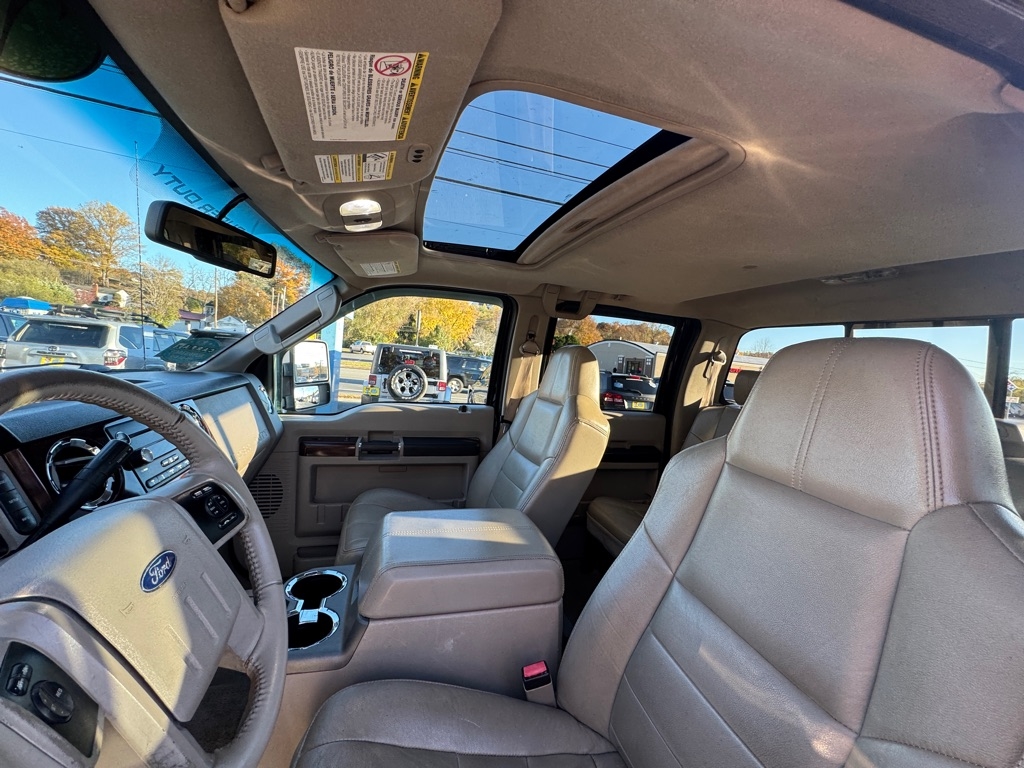 Ford F-250 SD Lariat Crew Cab 4WD 2010