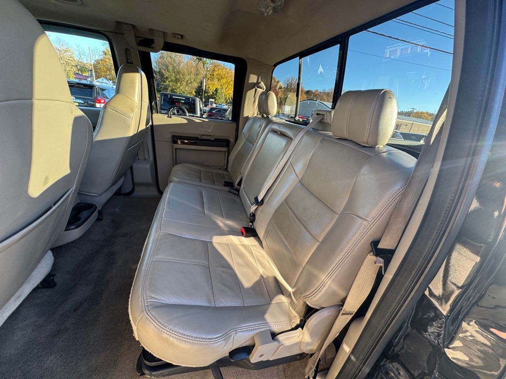 Ford F-250 SD Lariat Crew Cab 4WD 2010