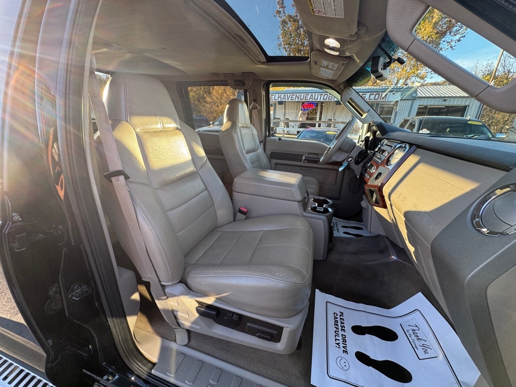 Ford F-250 SD Lariat Crew Cab 4WD 2010