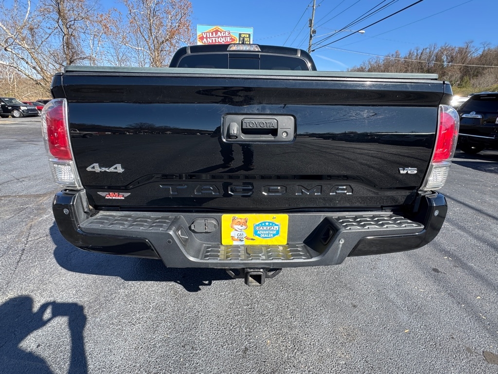 Toyota Tacoma Limited Double Cab V6 6AT 4WD 2017