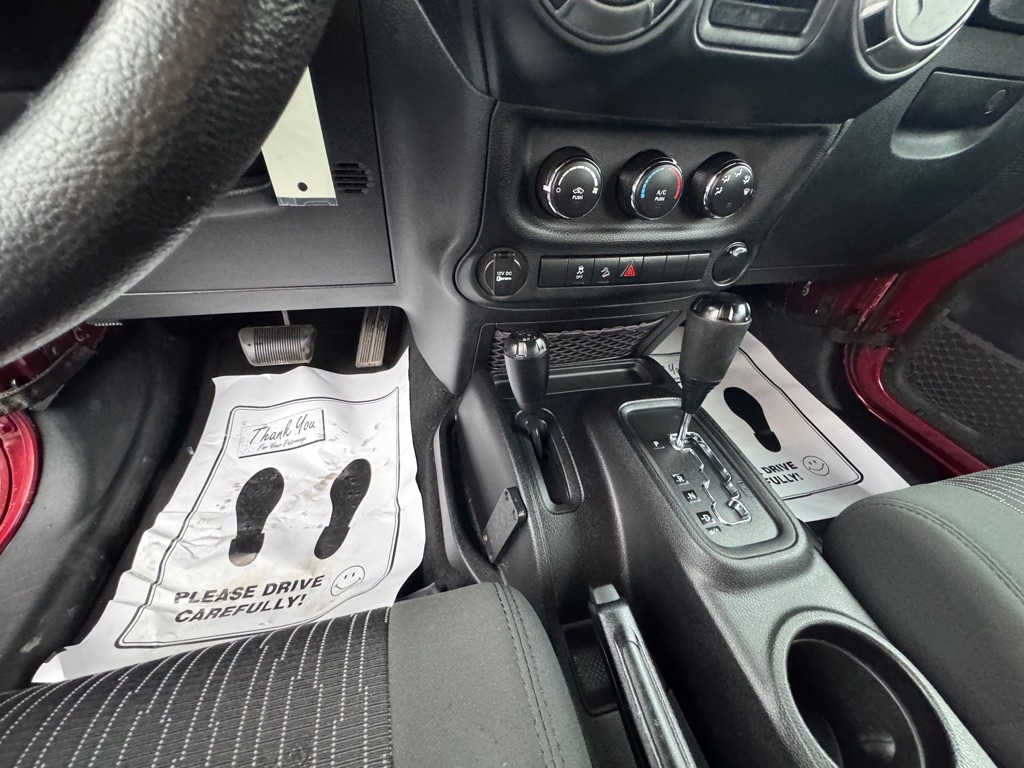 Jeep Wrangler Unlimited Sport 4WD 2012