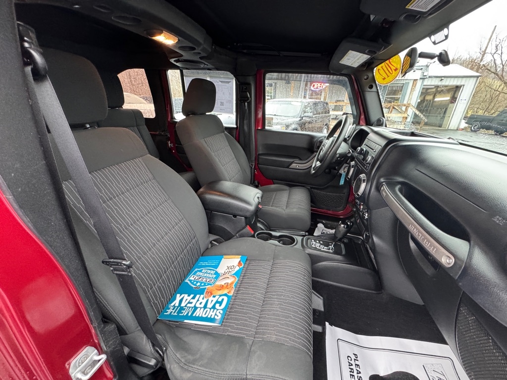 Jeep Wrangler Unlimited Sport 4WD 2012