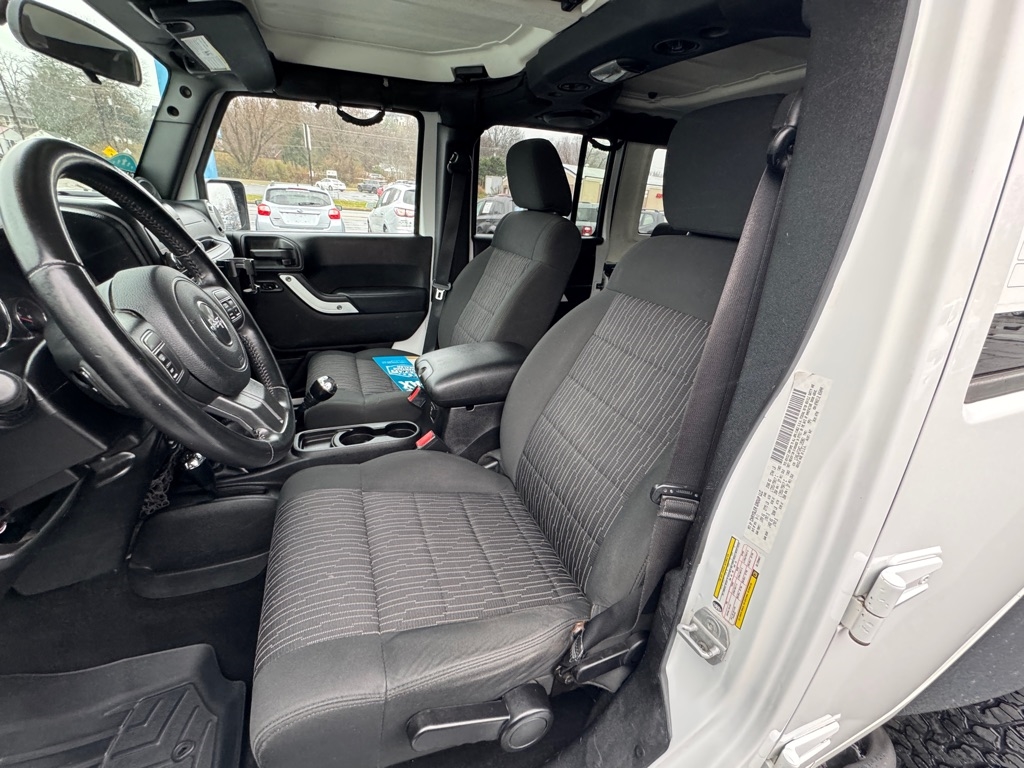 Jeep Wrangler Unlimited Rubicon 4WD 2012