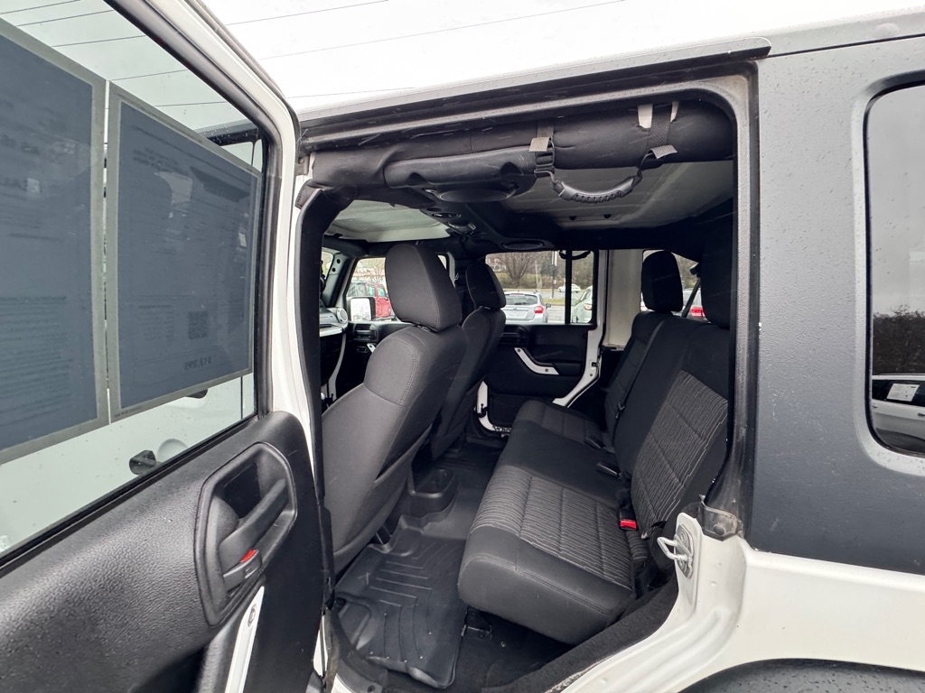 Jeep Wrangler Unlimited Rubicon 4WD 2012