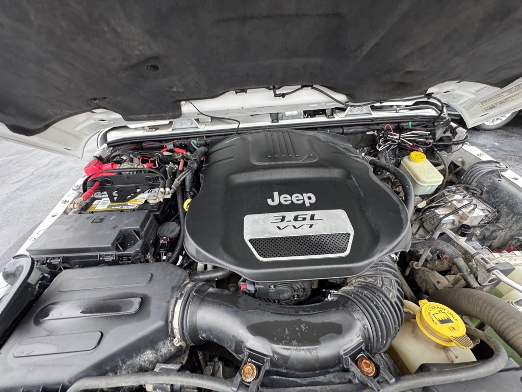 Jeep Wrangler Unlimited Rubicon 4WD 2012