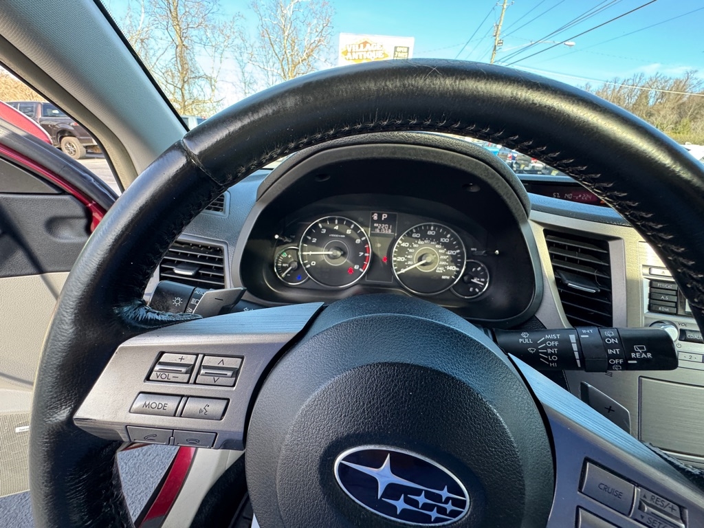 Subaru Outback 2.5i Limited 2011