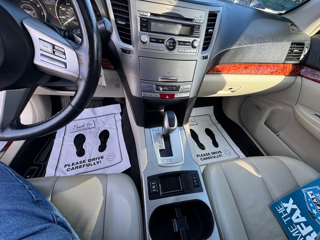 Subaru Outback 2.5i Limited 2011