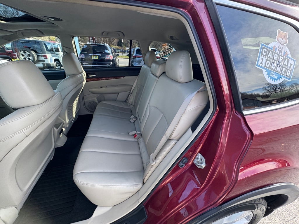 Subaru Outback 2.5i Limited 2011