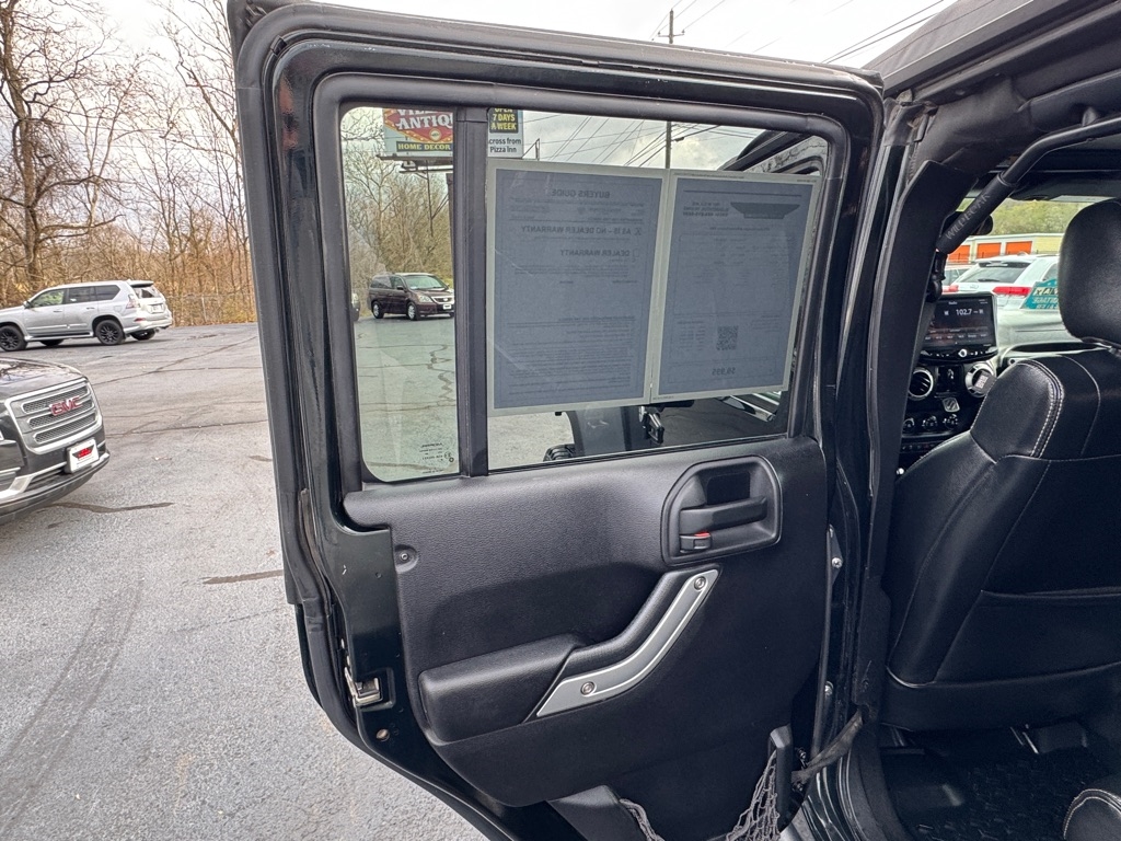 Jeep Wrangler Unlimited Rubicon 4WD 2012