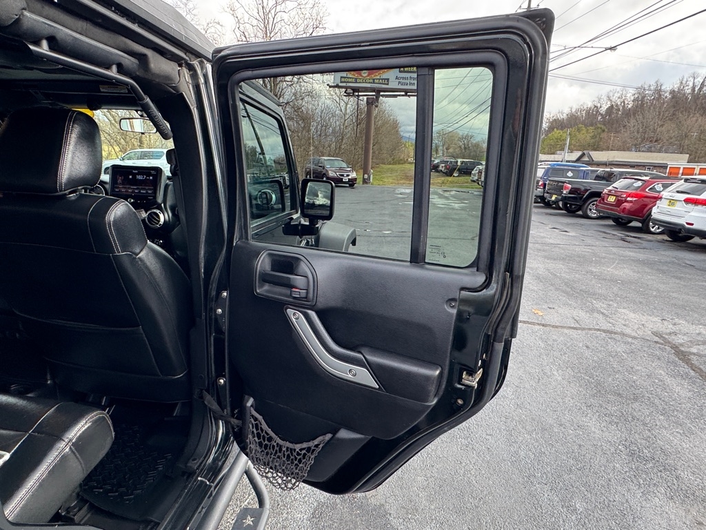 Jeep Wrangler Unlimited Rubicon 4WD 2012