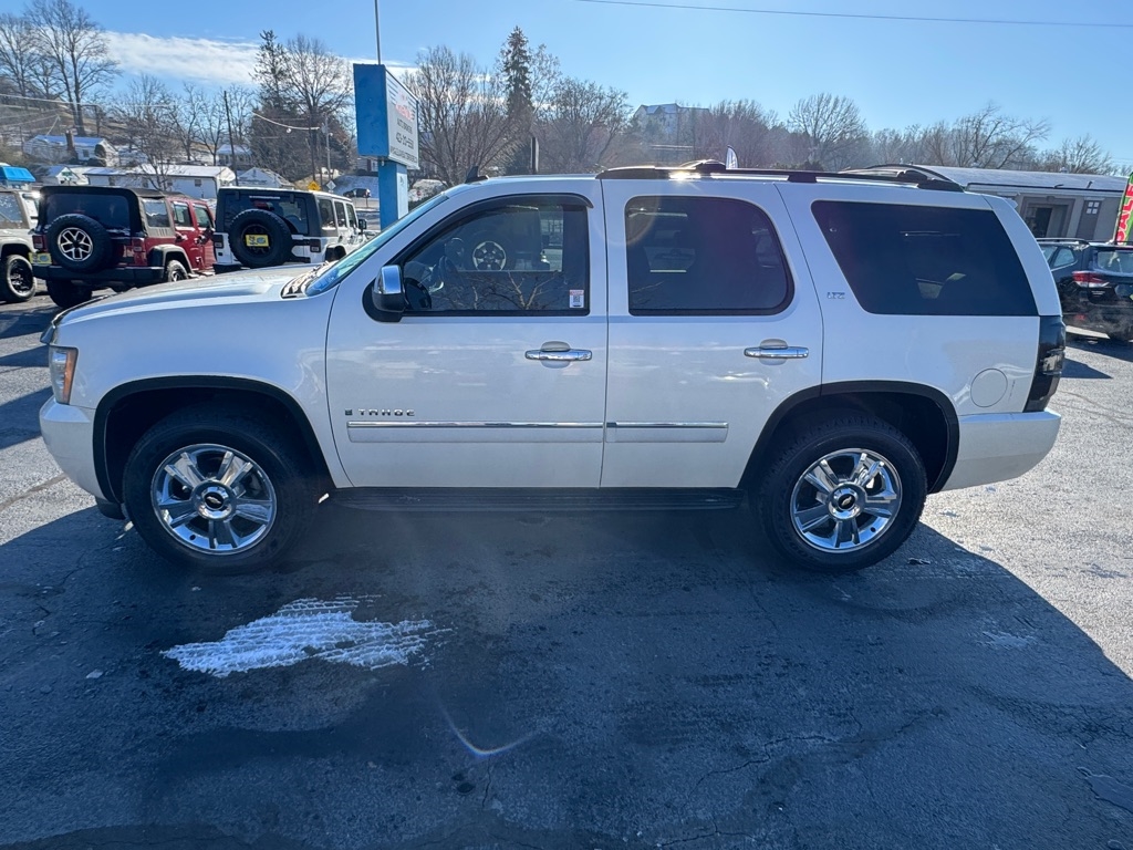 Chevrolet Tahoe LTZ 4WD 2009
