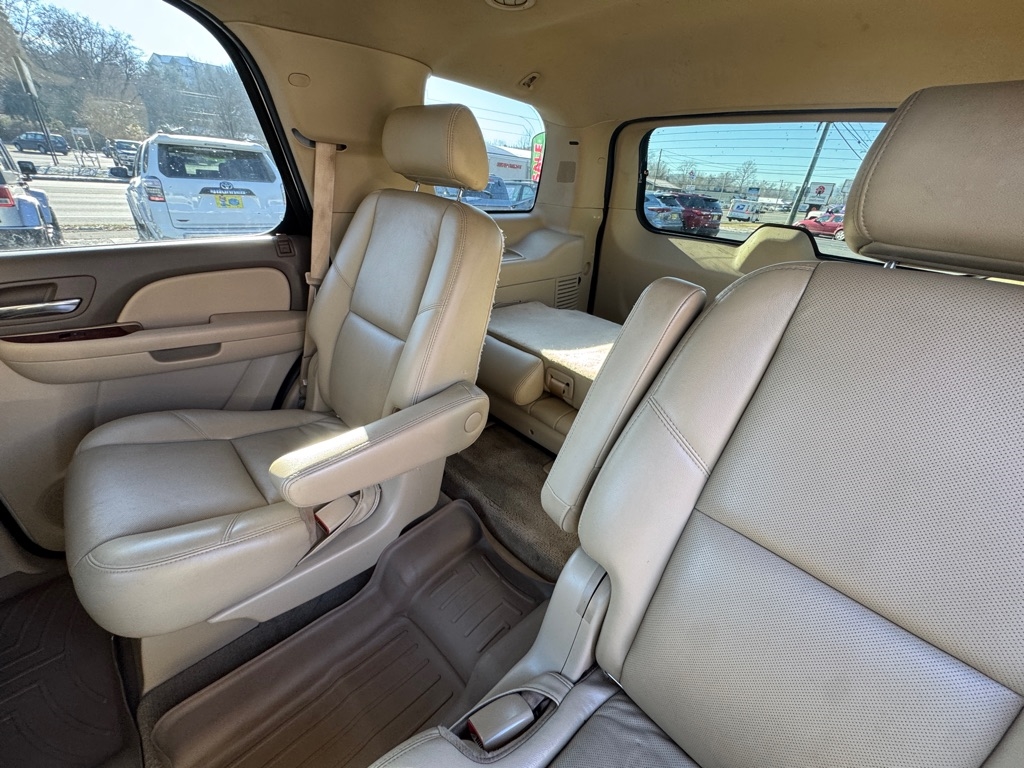 Chevrolet Tahoe LTZ 4WD 2009