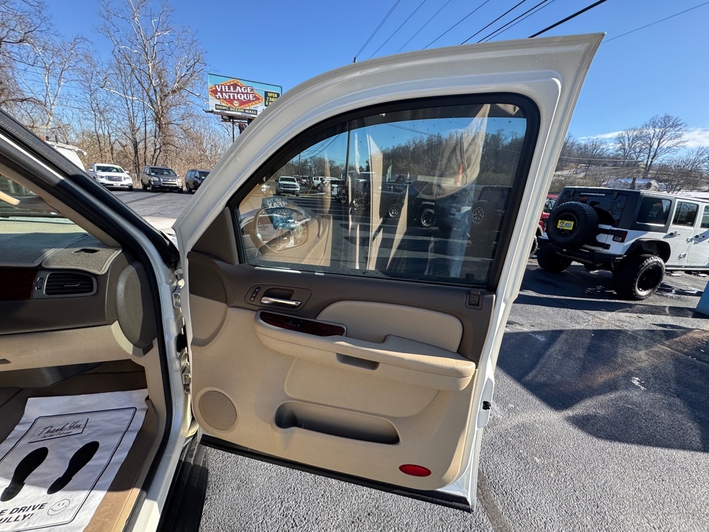 Chevrolet Tahoe LTZ 4WD 2009