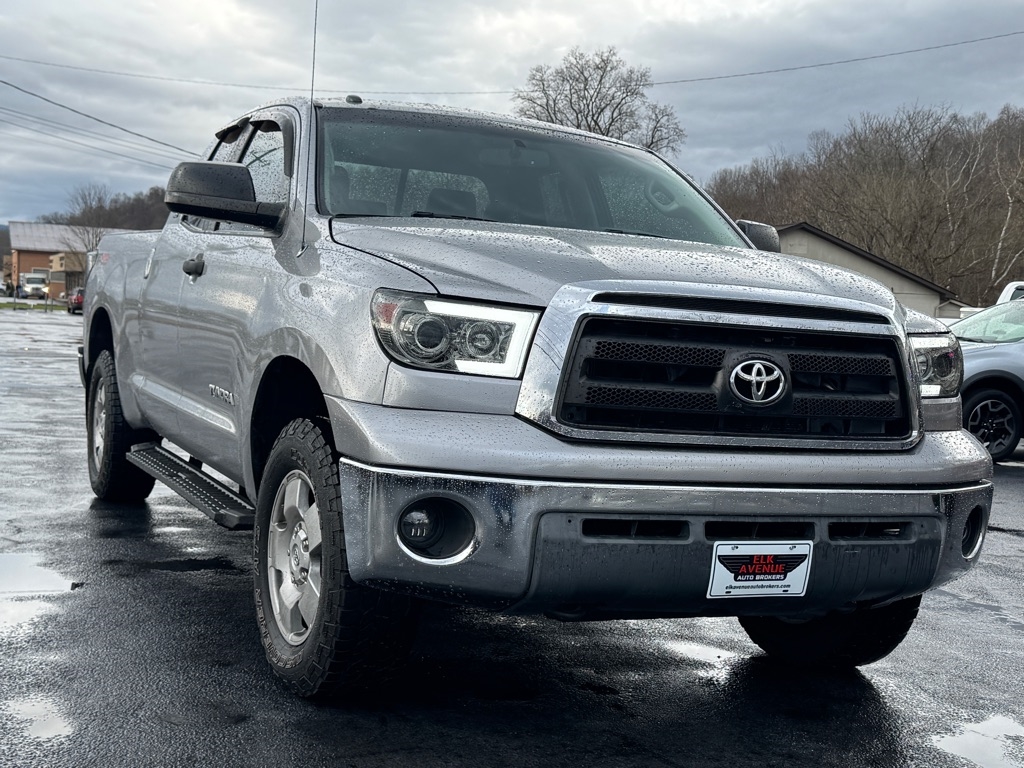 2012 Toyota Tundra Double Cab photo 2