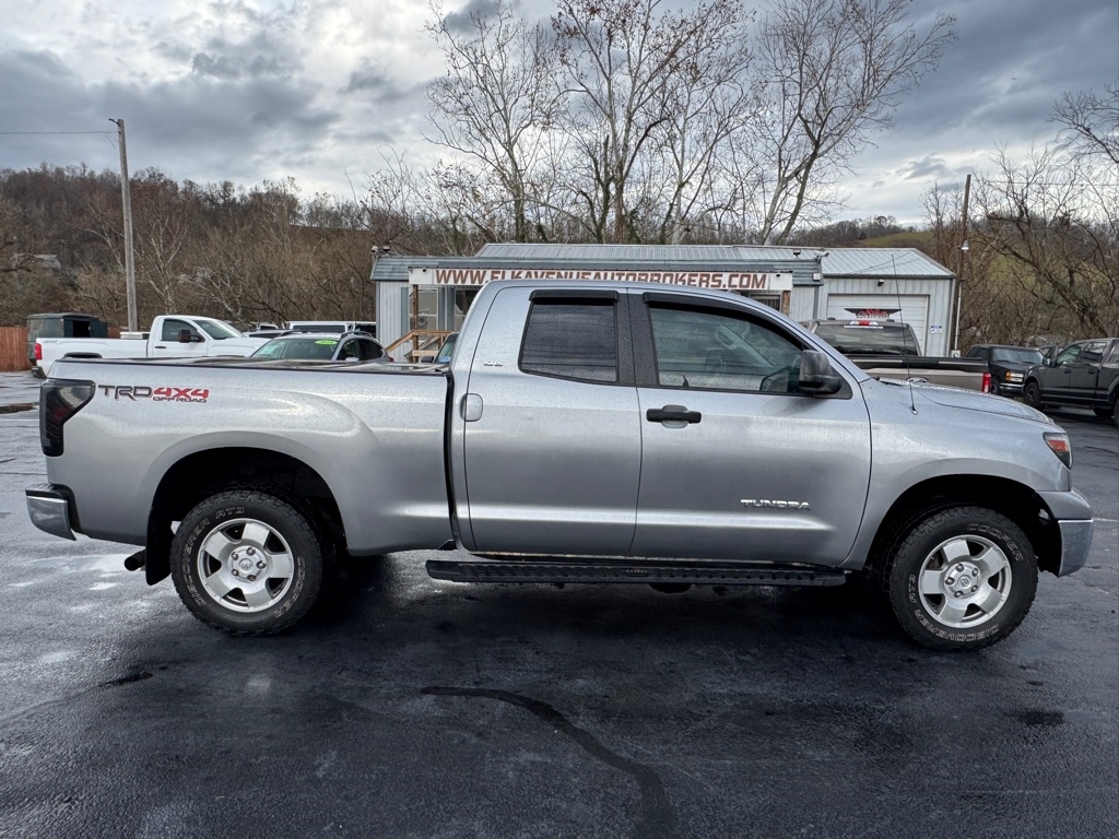 Toyota Tundra Tundra-Grade Double Cab 4.6L 4WD 2012