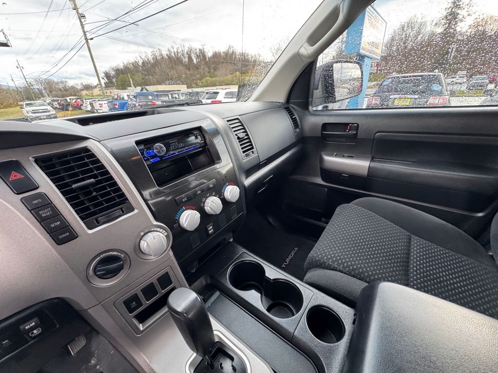 Toyota Tundra Tundra-Grade Double Cab 4.6L 4WD 2012