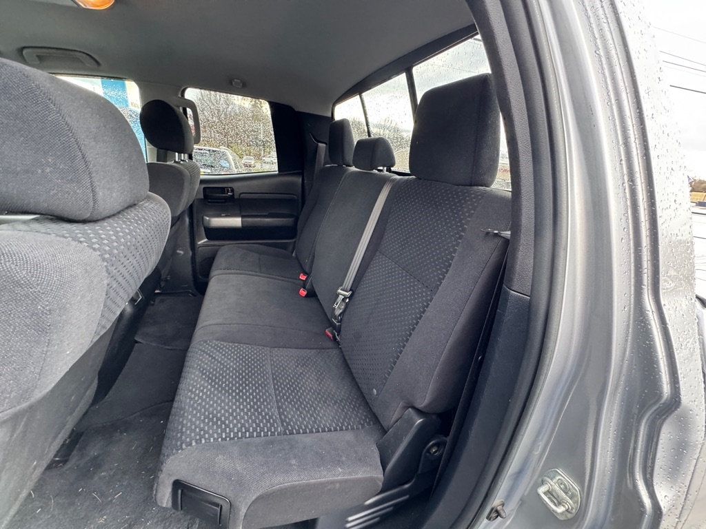 Toyota Tundra Tundra-Grade Double Cab 4.6L 4WD 2012