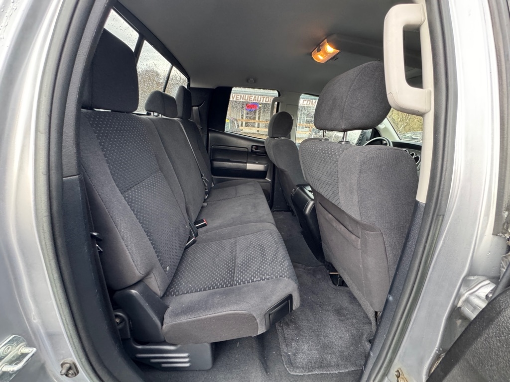 Toyota Tundra Tundra-Grade Double Cab 4.6L 4WD 2012