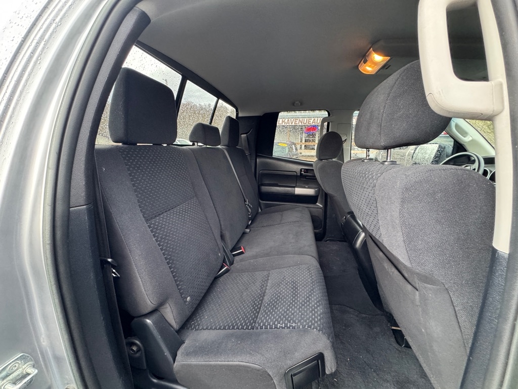 Toyota Tundra Tundra-Grade Double Cab 4.6L 4WD 2012