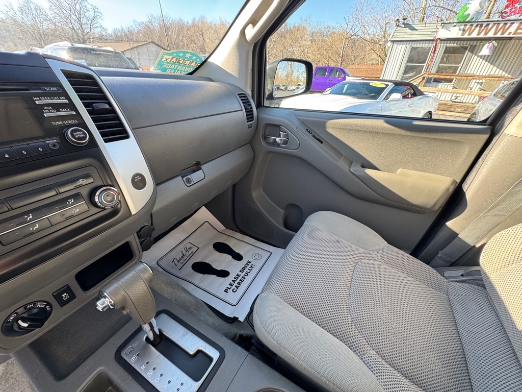 Nissan Frontier SL Crew Cab 4WD 2014