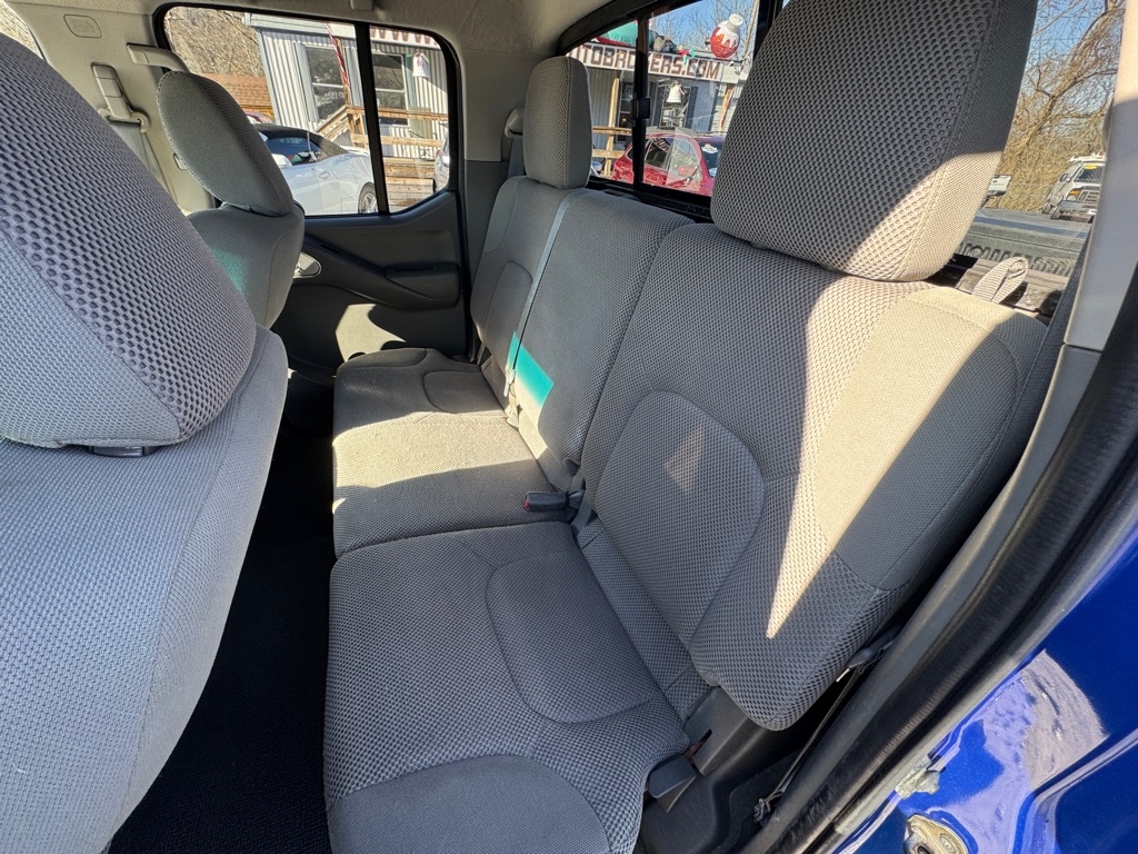 Nissan Frontier SL Crew Cab 4WD 2014