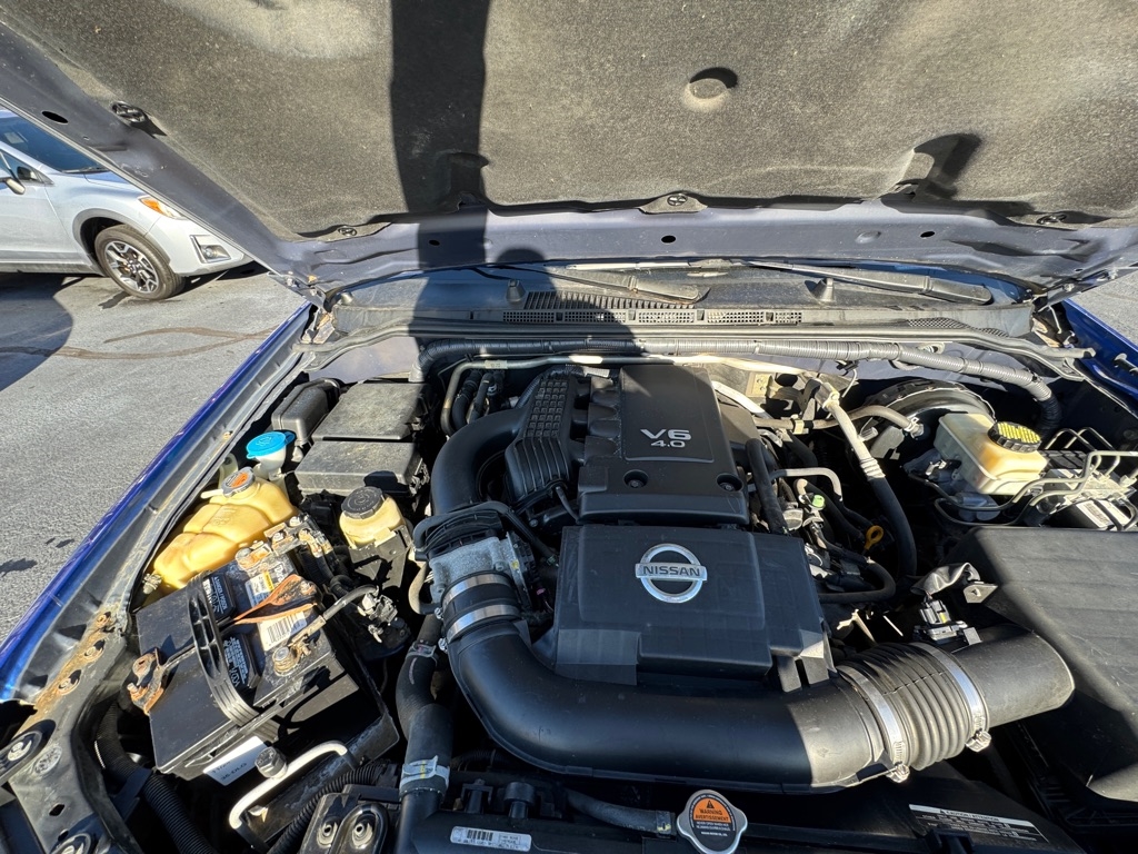 Nissan Frontier SL Crew Cab 4WD 2014