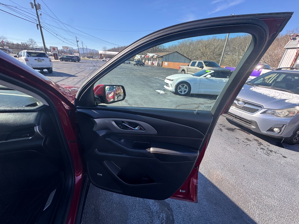 Chevrolet Traverse LT Leather FWD 2019