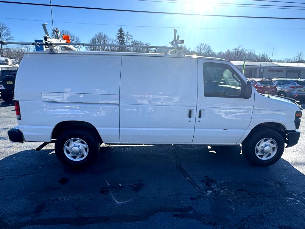 Ford Econoline E-250 2012