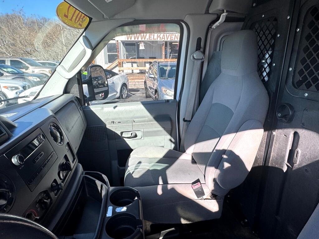 Ford Econoline E-250 2012