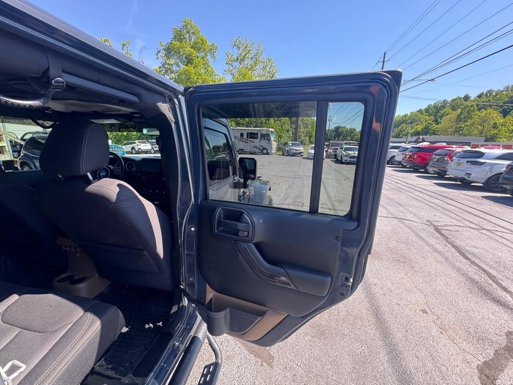 Jeep Wrangler Unlimited Rubicon 4WD 2017