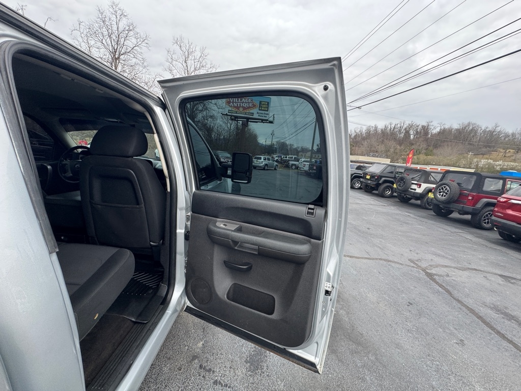 Chevrolet Silverado 1500 LT Crew Cab 4WD 2013